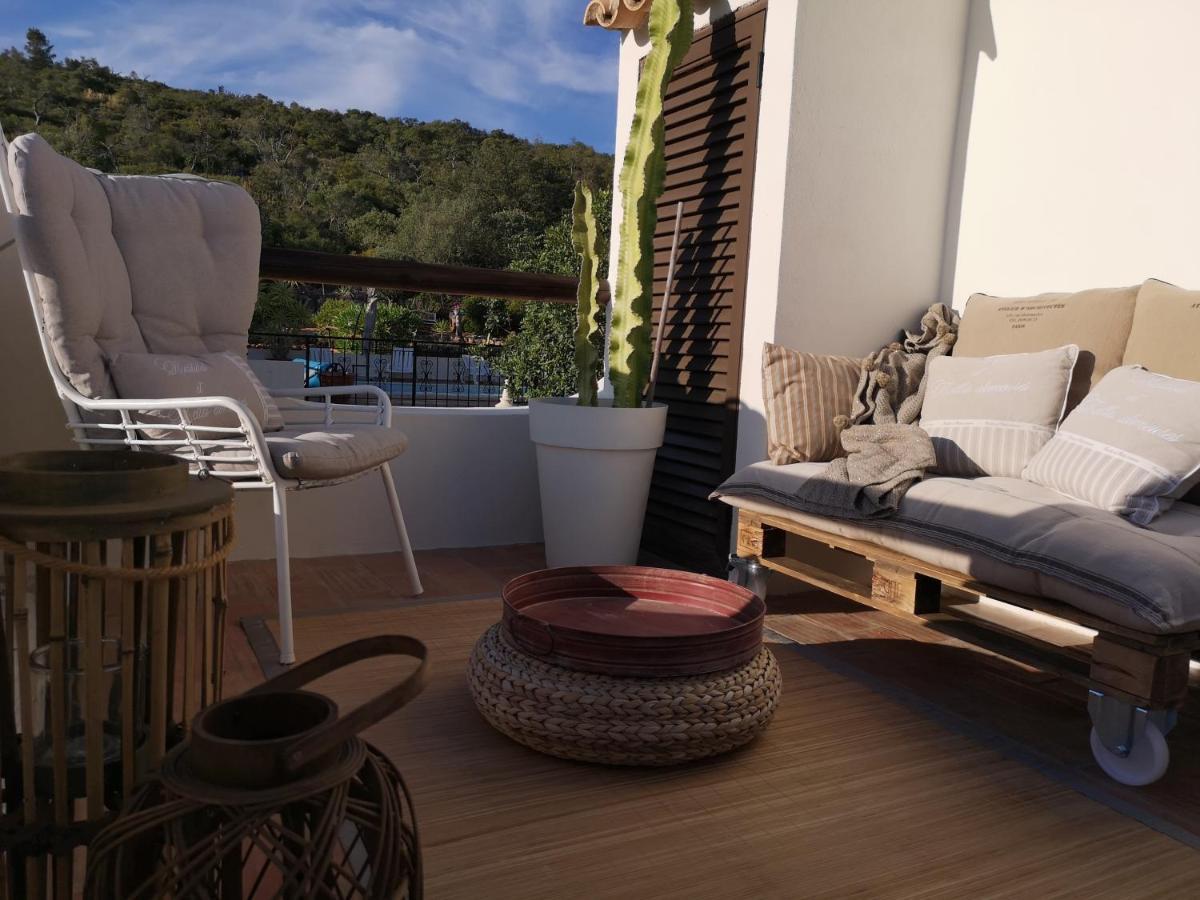 Bed and Breakfast Quinta Da Familia Лоле Экстерьер фото